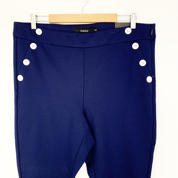 Torrid Retro Bue Sailor Ponte Knit Cropped Pants Sz 18 - Picture 3 of 12